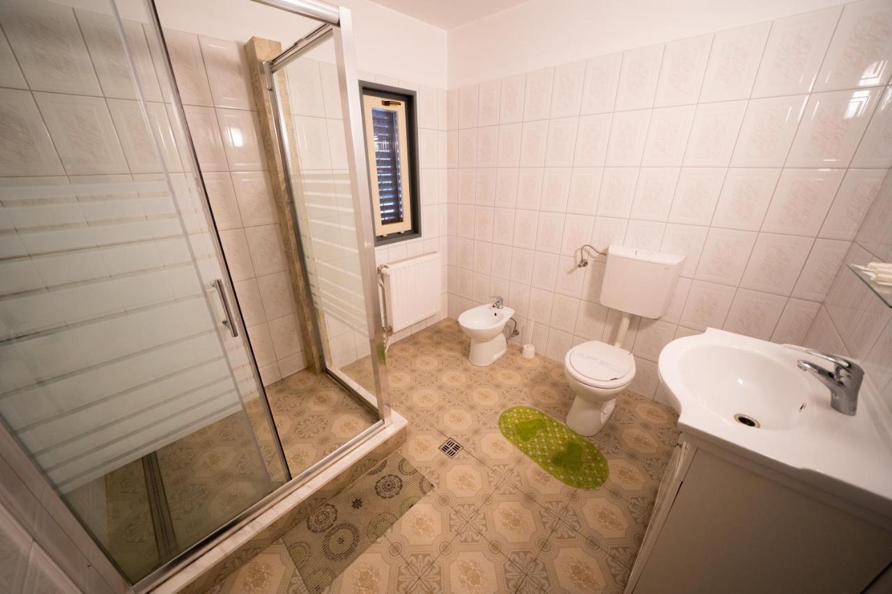 Popas Turistic Transfagarasan Hotel คือร์ตีโชอารา ภายนอก รูปภาพ