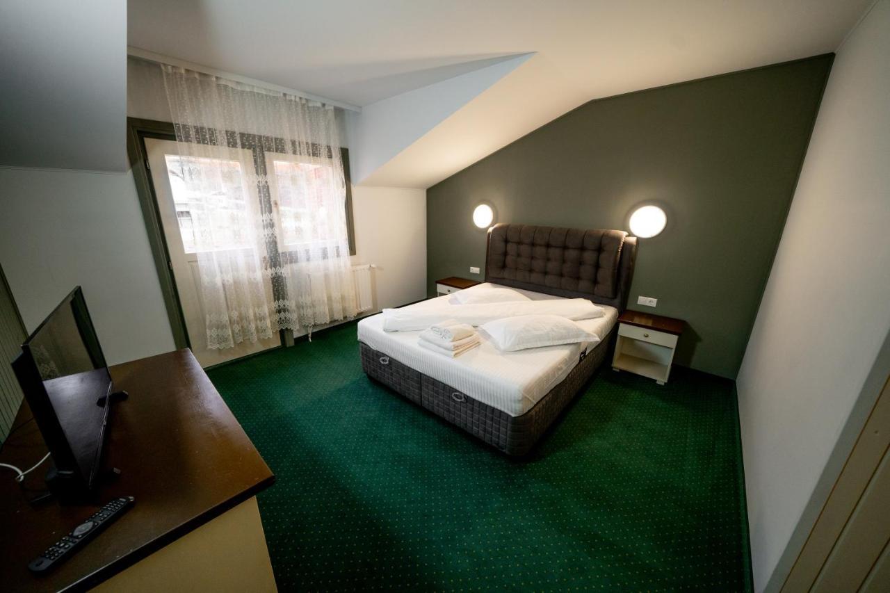 Popas Turistic Transfagarasan Hotel คือร์ตีโชอารา ภายนอก รูปภาพ