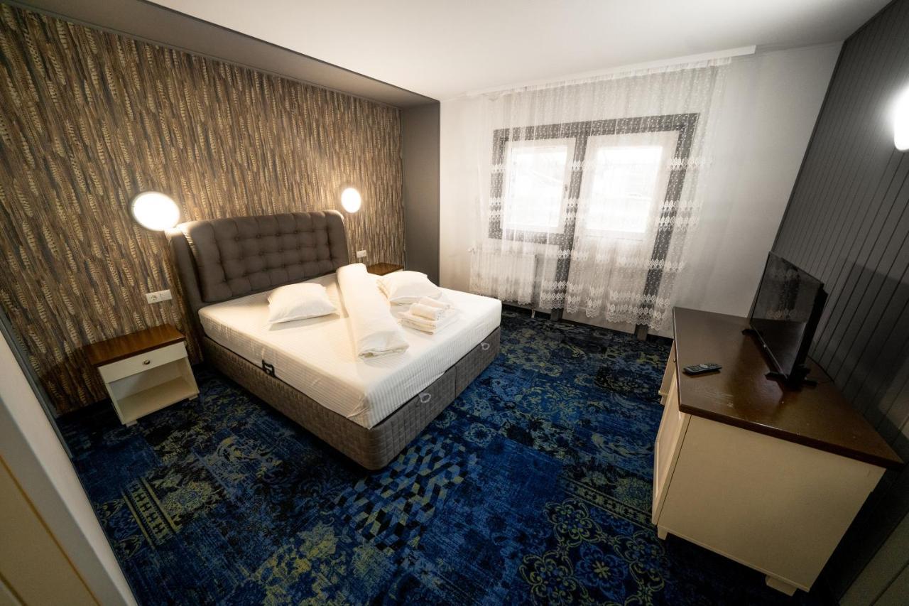 Popas Turistic Transfagarasan Hotel คือร์ตีโชอารา ภายนอก รูปภาพ