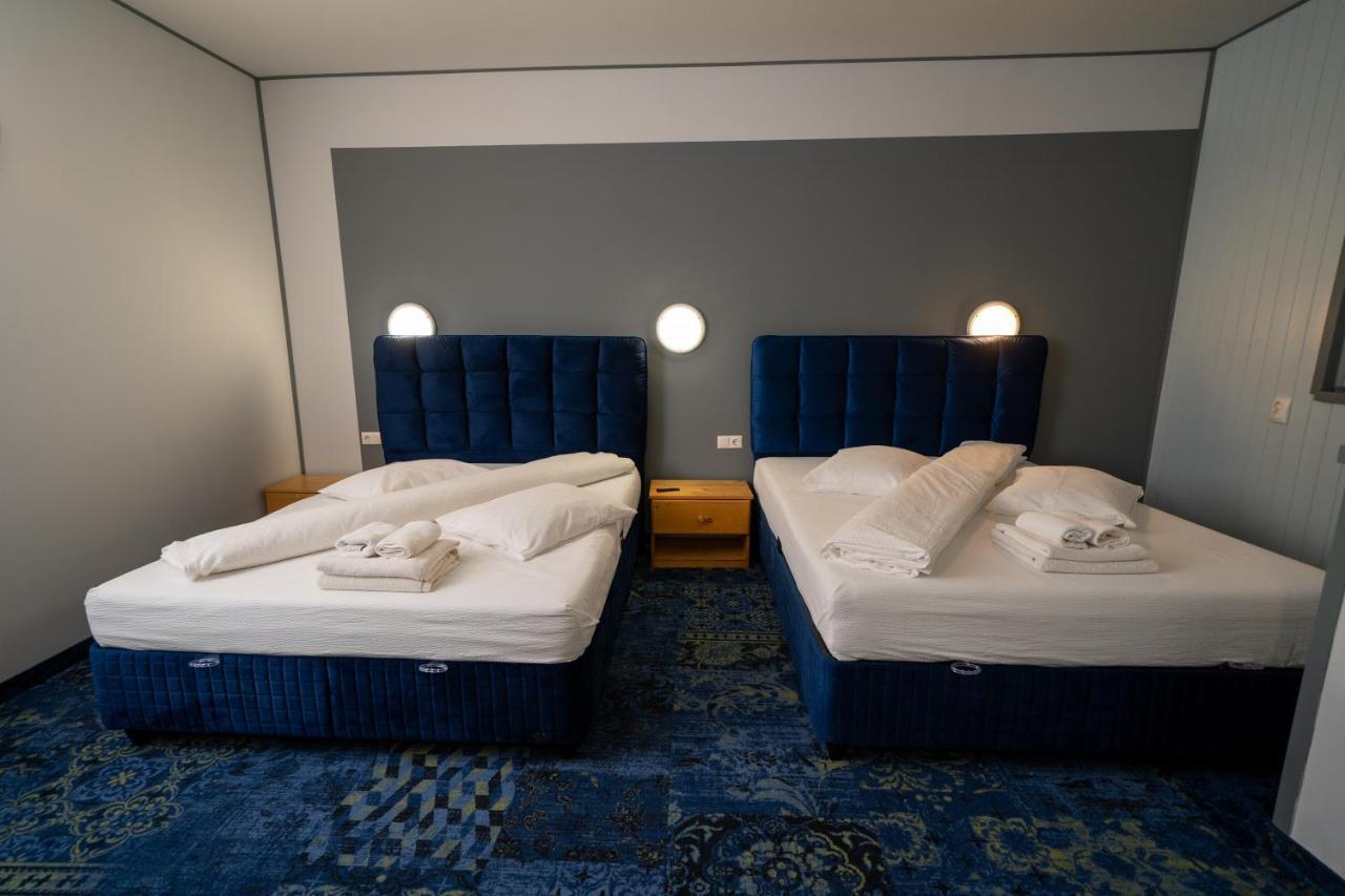 Popas Turistic Transfagarasan Hotel คือร์ตีโชอารา ภายนอก รูปภาพ