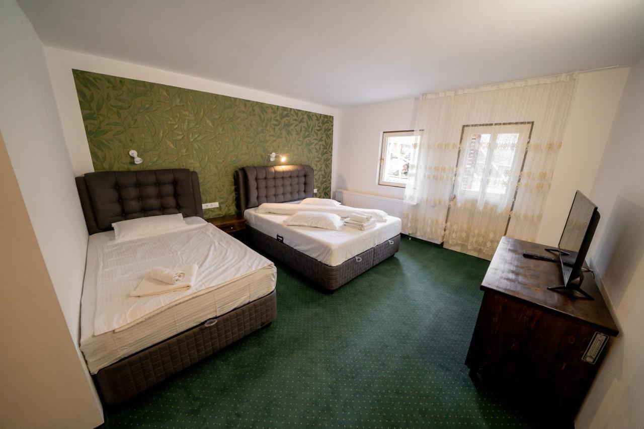 Popas Turistic Transfagarasan Hotel คือร์ตีโชอารา ภายนอก รูปภาพ