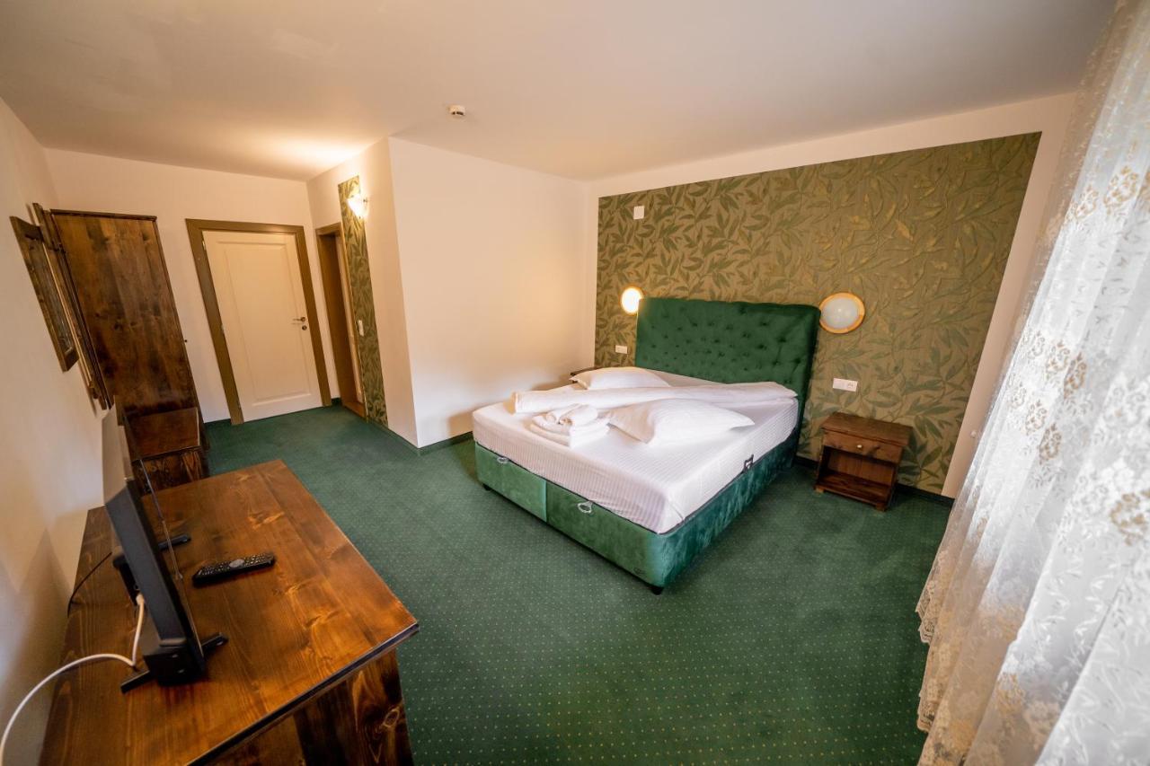 Popas Turistic Transfagarasan Hotel คือร์ตีโชอารา ภายนอก รูปภาพ