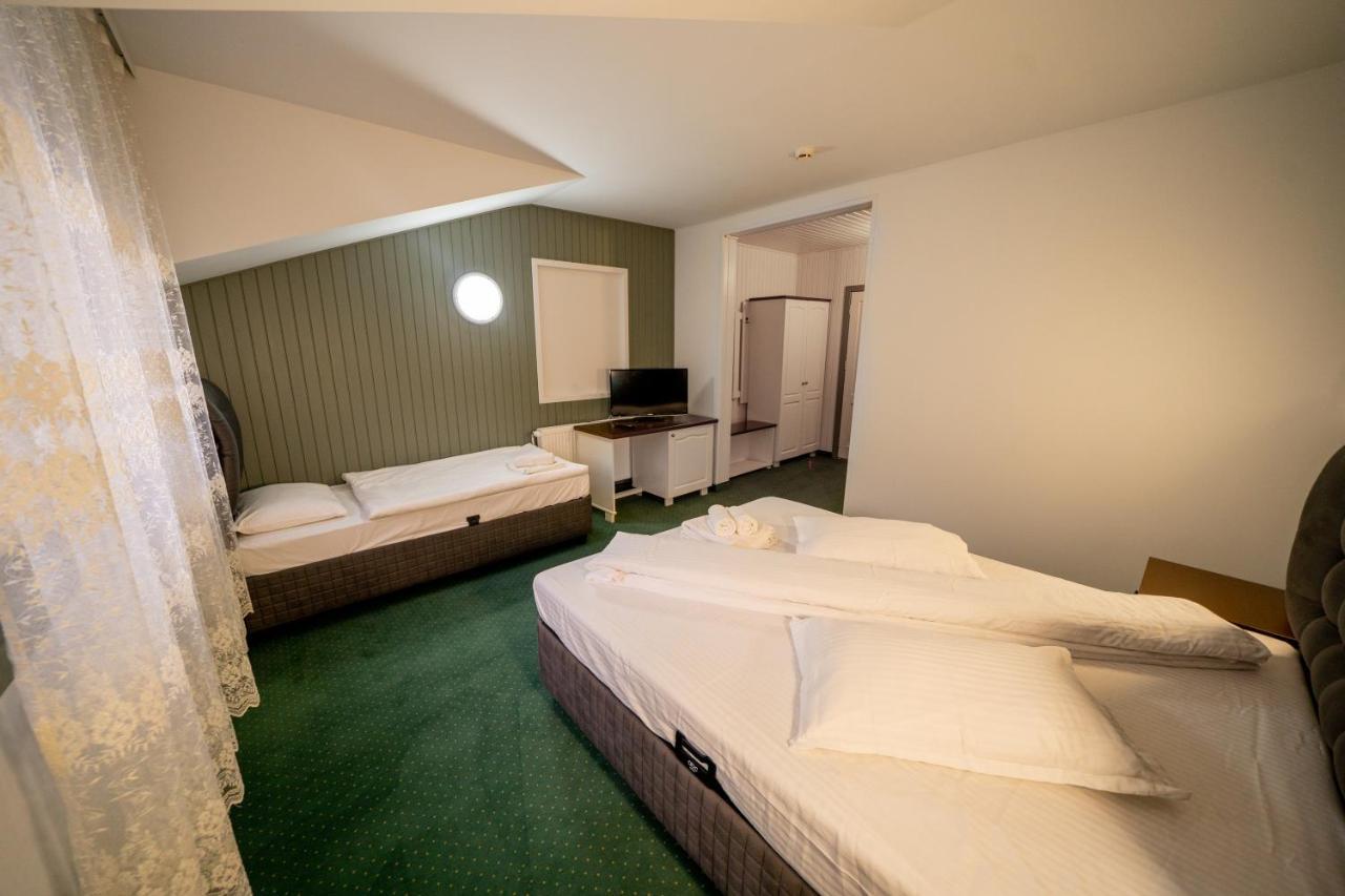 Popas Turistic Transfagarasan Hotel คือร์ตีโชอารา ภายนอก รูปภาพ