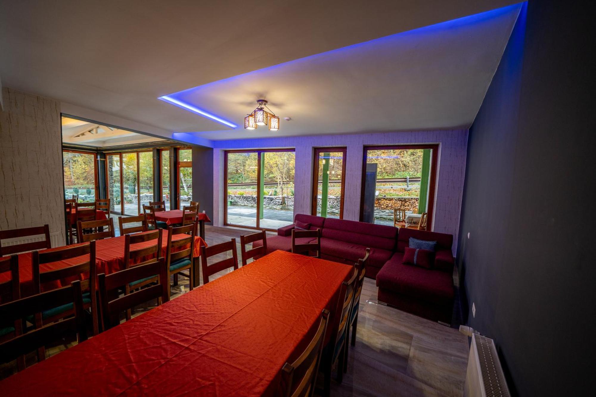 Popas Turistic Transfagarasan Hotel คือร์ตีโชอารา ภายนอก รูปภาพ